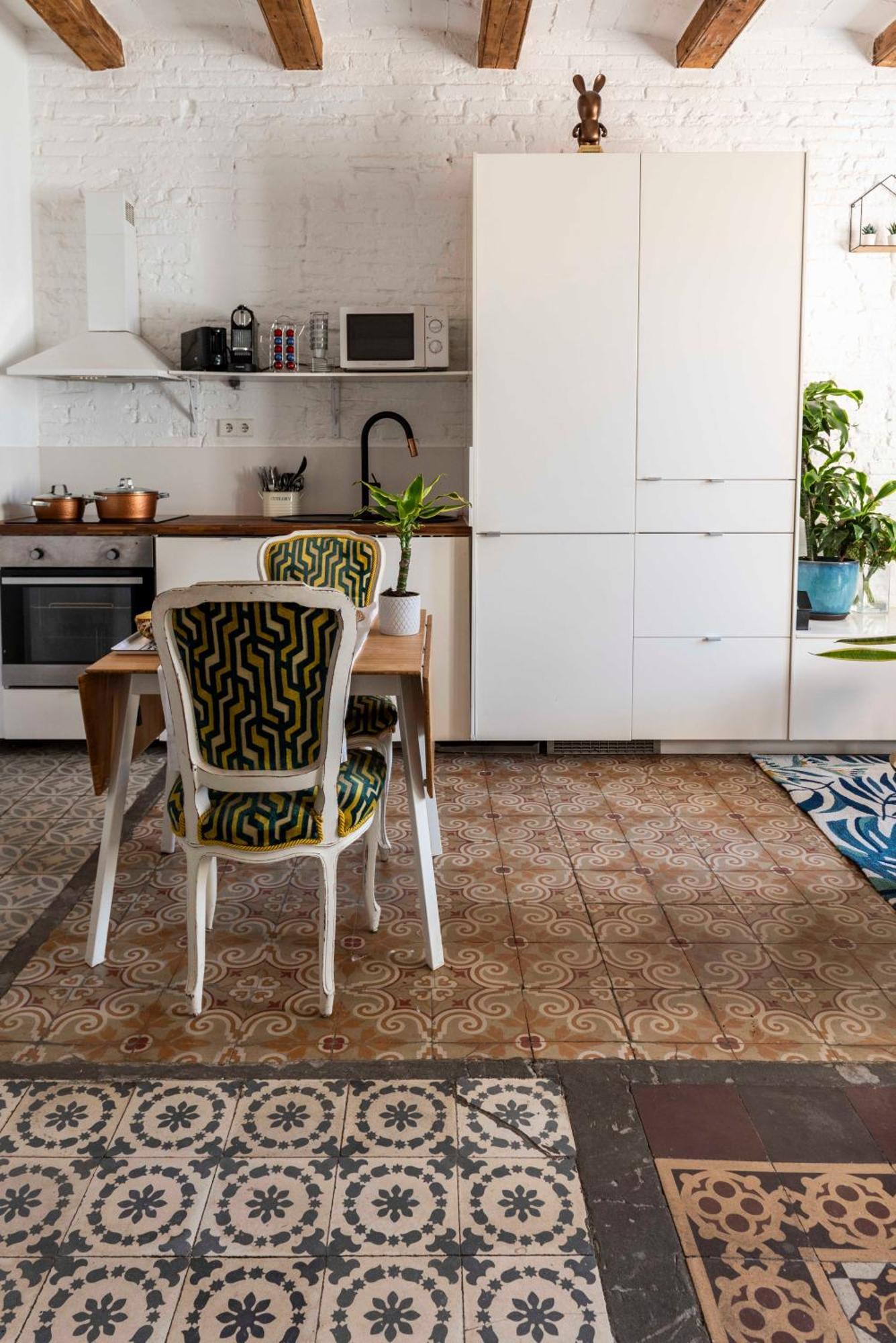 Enchanting 2 Bedroom Flat With Terrace Near Placa Espanya 바르셀로나 외부 사진